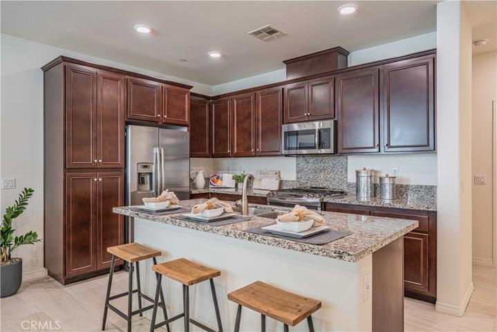 40359 Calle Real, Murrieta, California 92563