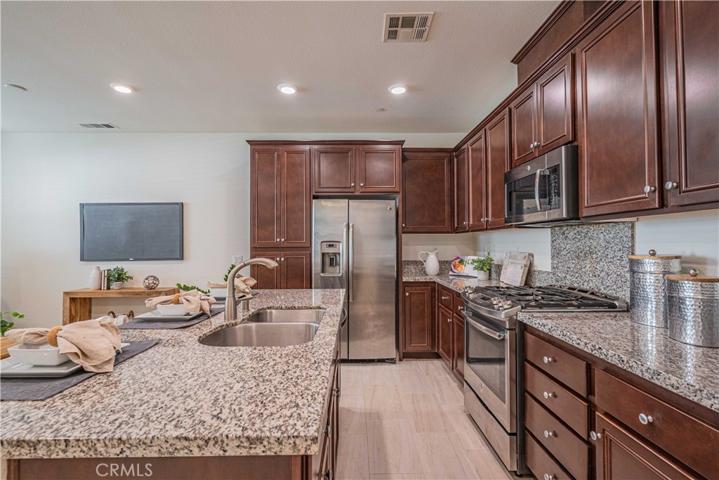 40359 Calle Real, Murrieta, California 92563