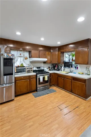 404 404 1/2 S Bernal Avenue, Los Angeles, California 90063