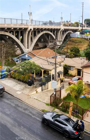 404 404 1/2 S Bernal Avenue, Los Angeles, California 90063