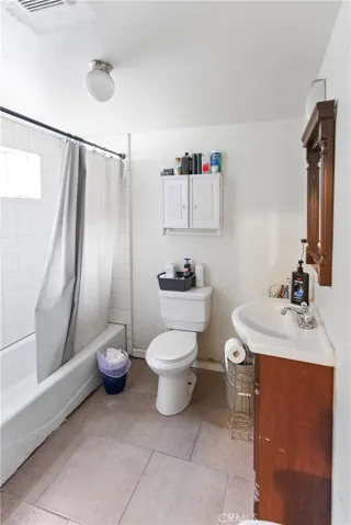 404 404 1/2 S Bernal Avenue, Los Angeles, California 90063