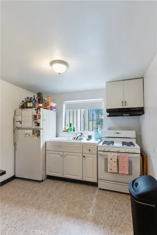 404 404 1/2 S Bernal Avenue, Los Angeles, California 90063