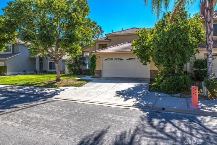 29183 Stonegate Lane, Highland, California 92346