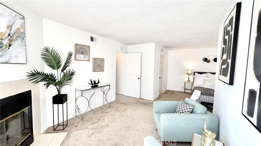 3101 Plaza Del Amo Unit 9, Torrance, California 90503