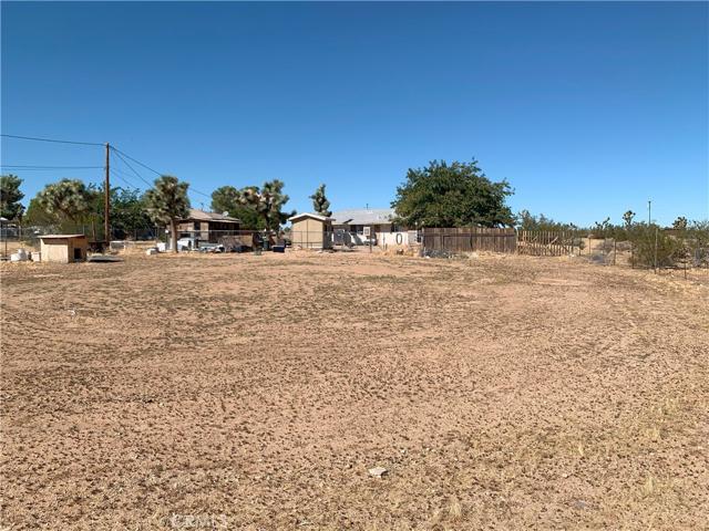 58817 Sunflower Drive, Yucca Valley, California 92284