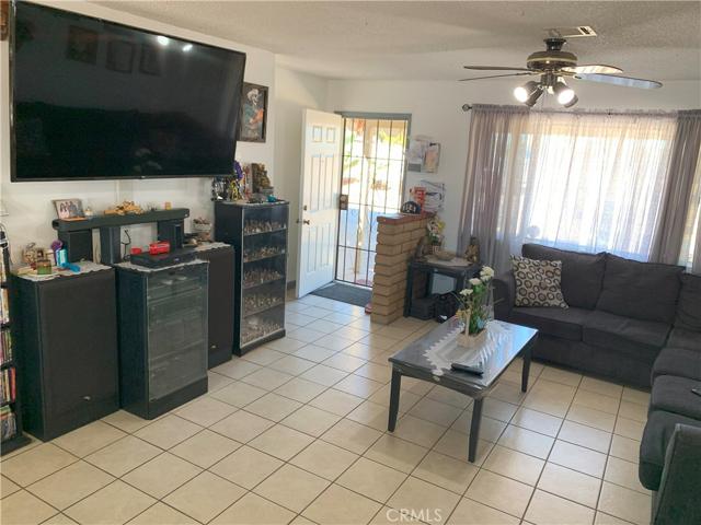 58817 Sunflower Drive, Yucca Valley, California 92284