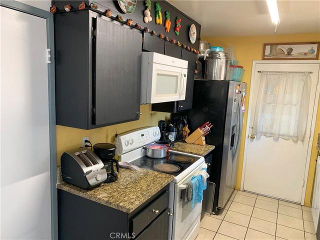 58817 Sunflower Drive, Yucca Valley, California 92284