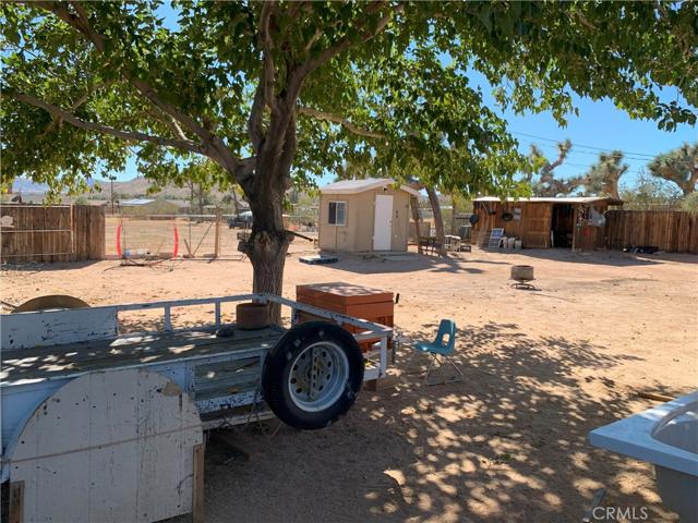 58817 Sunflower Drive, Yucca Valley, California 92284