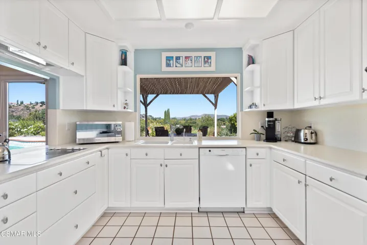 2069 Channelford Rd Westlake Village-18