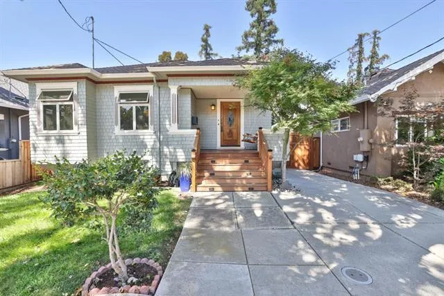 Take in the lovely curb appeal of this Craftsman cutie, circa 1908. Ipe porch & crank out windows.