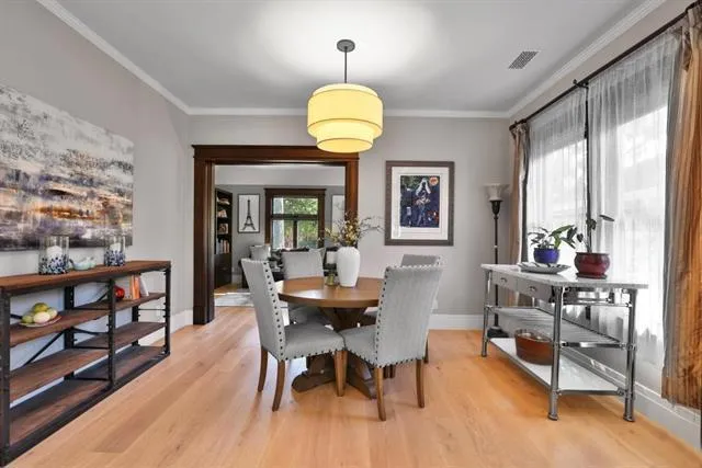 Dining area with plenty of room to have an expanded table for big family gatherings.