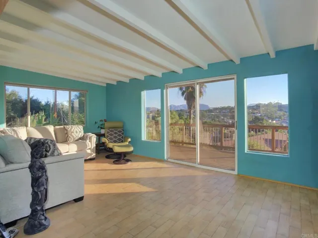 8242 Sunset Road, Lakeside, California 92040