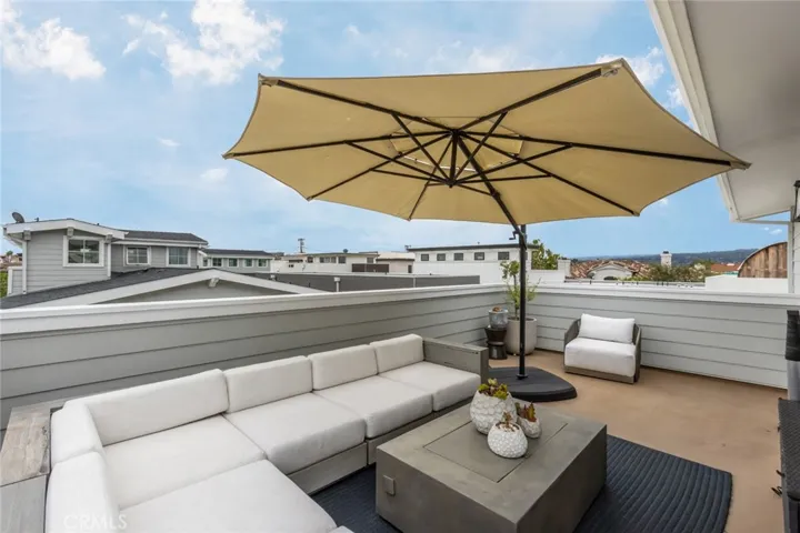 roof top patio