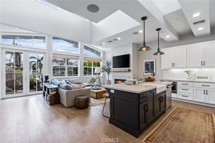 204 S Helberta Avenue Unit A, Redondo Beach, California 90277