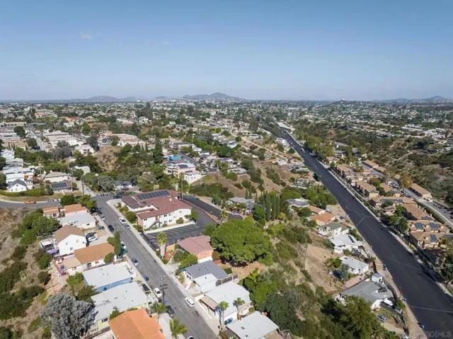 2443 Laurie Ln, San Diego, California 92105