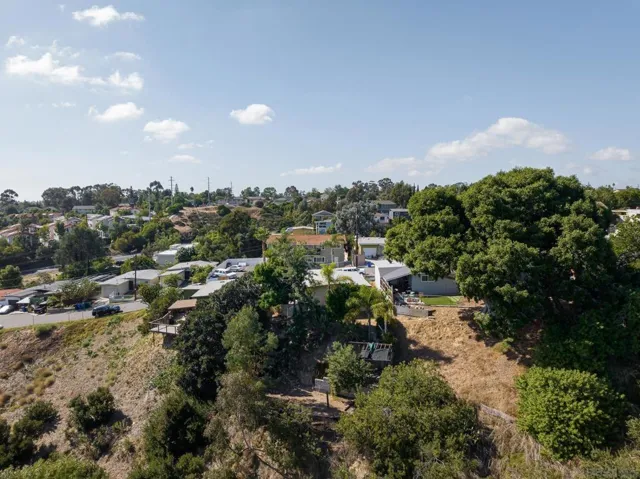 2443 Laurie Ln, San Diego, California 92105