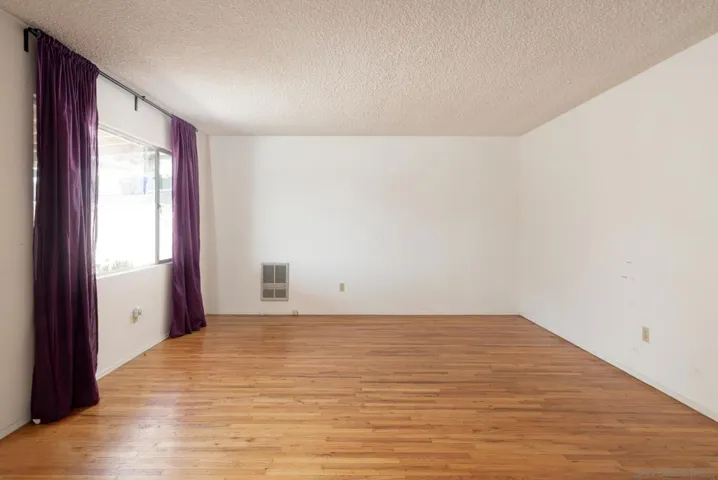 2443 Laurie Ln, San Diego, California 92105