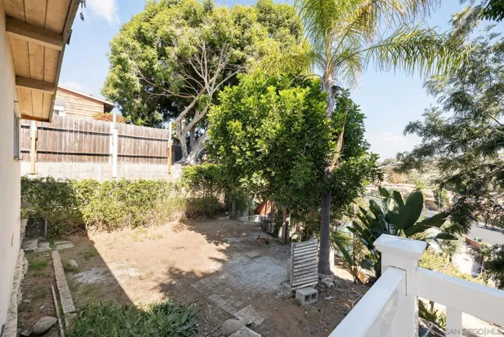2443 Laurie Ln, San Diego, California 92105