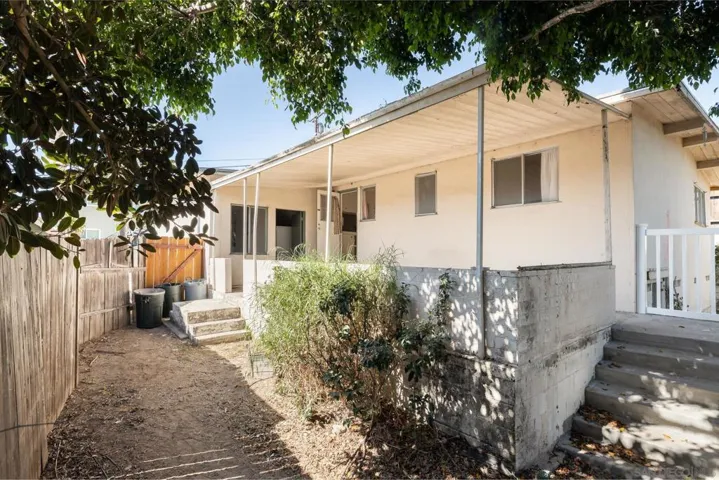 2443 Laurie Ln, San Diego, California 92105