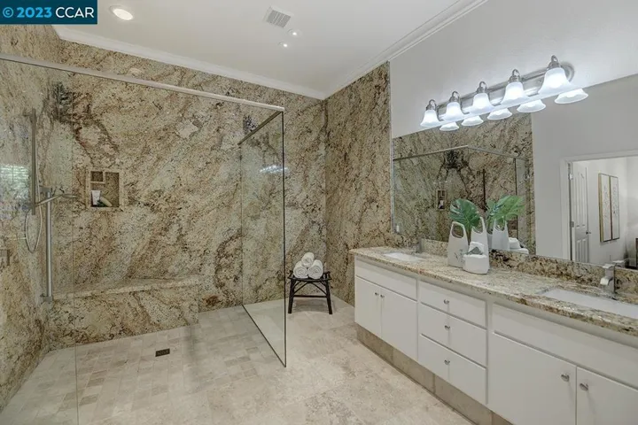 1719 Comstock Dr, Walnut Creek, California 94595