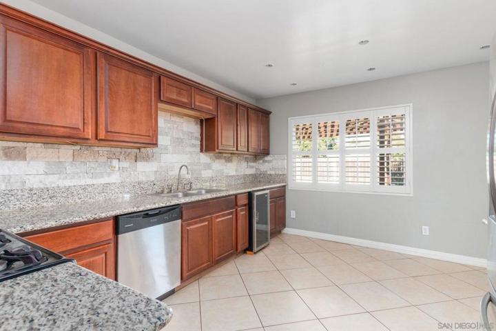 1354 S Maple St, Escondido, California 92025