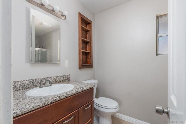 1354 S Maple St, Escondido, California 92025