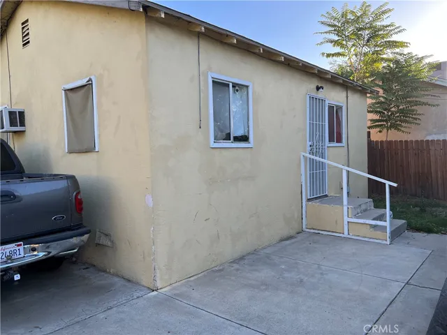 2037 Oregon Street, Bakersfield, California 93305