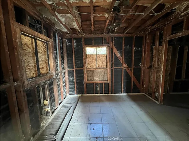 2037 Oregon Street, Bakersfield, California 93305