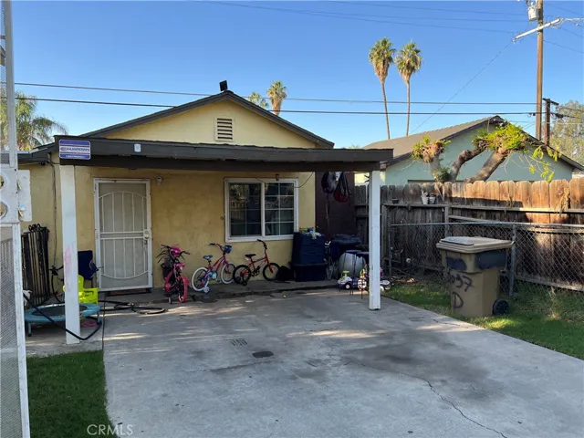2037 Oregon Street, Bakersfield, California 93305