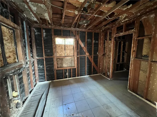 2037 Oregon Street, Bakersfield, California 93305