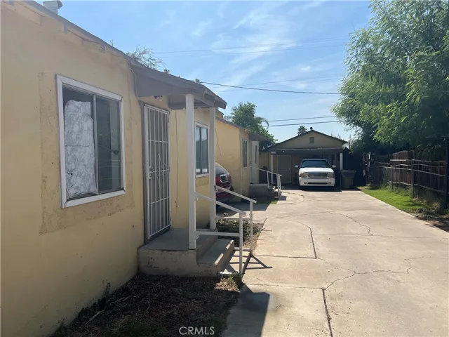 2037 Oregon Street, Bakersfield, California 93305