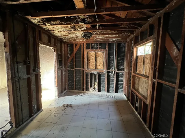 2037 Oregon Street, Bakersfield, California 93305