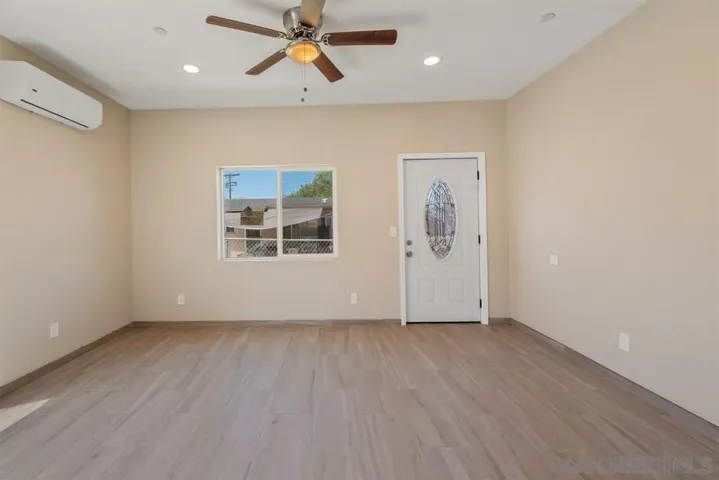 2248 Cherimoya, Vista, California 92084