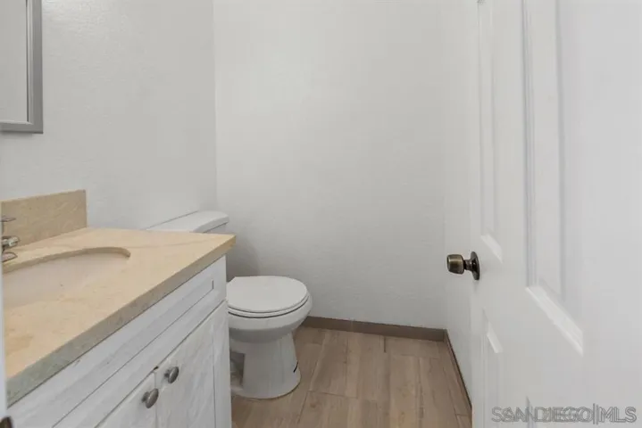 2248 Cherimoya, Vista, California 92084