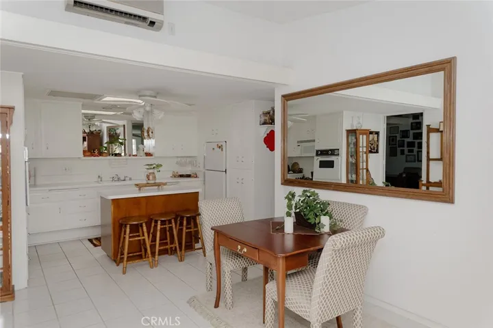 13270 N. Fairfield Lane #174h (M7), Seal Beach, California 90740