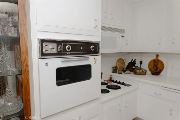 13270 N. Fairfield Lane #174h (M7), Seal Beach, California 90740