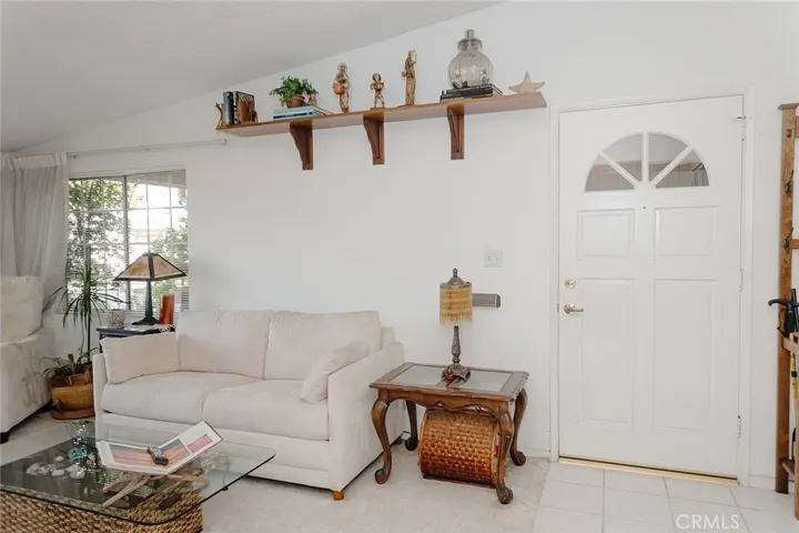 13270 N. Fairfield Lane #174h (M7), Seal Beach, California 90740