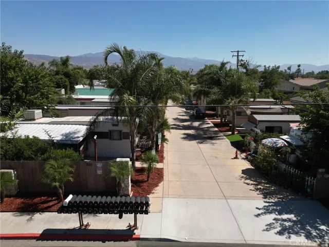 501 S Mistletoe Avenue, San Jacinto, California 92583