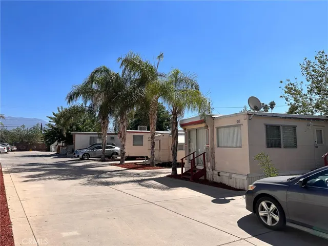 501 S Mistletoe Avenue, San Jacinto, California 92583
