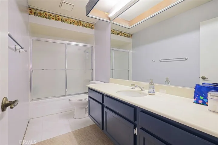 2nd full bath upstairs