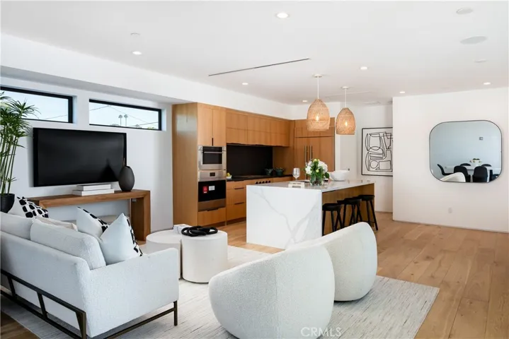 500 1/2 Orchid Ave, Corona del Mar, California 92625