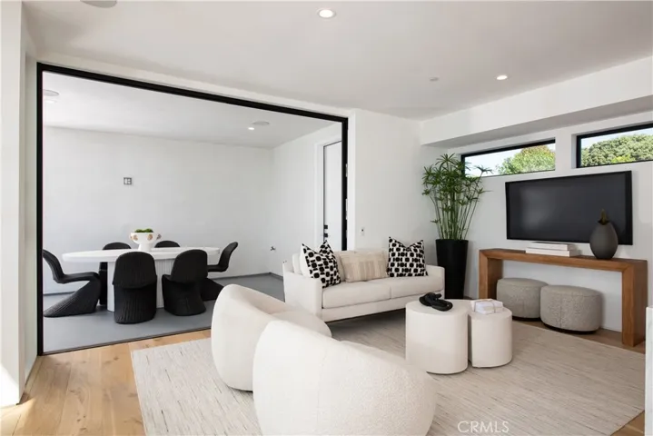 500 1/2 Orchid Ave, Corona del Mar, California 92625