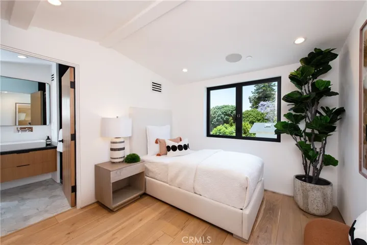 500 1/2 Orchid Ave, Corona del Mar, California 92625
