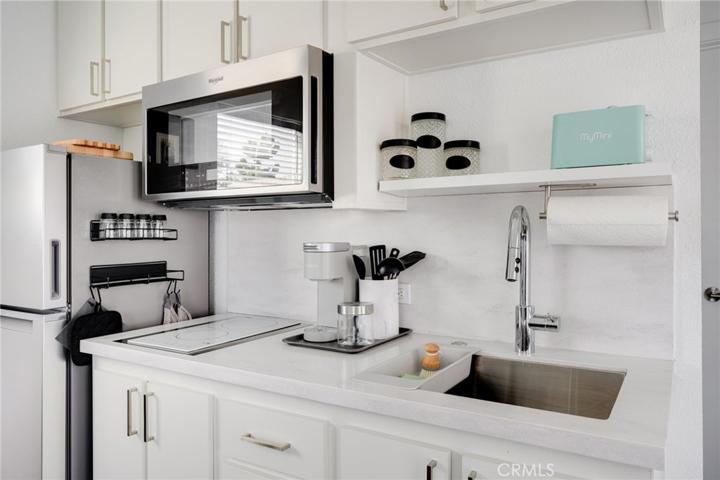 5432 Kester Avenue, Sherman Oaks, California 91411