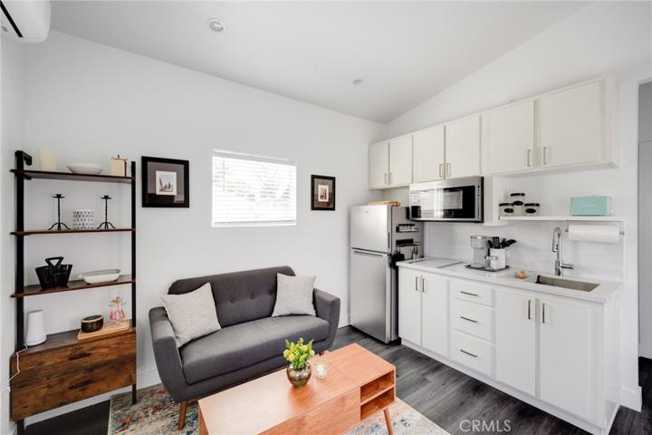 5432 Kester Avenue, Sherman Oaks, California 91411