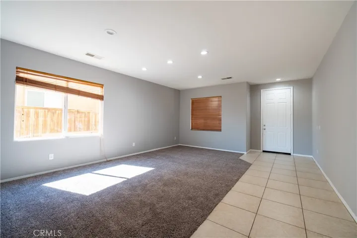 15807 Yosemite Street, Victorville, California 92394
