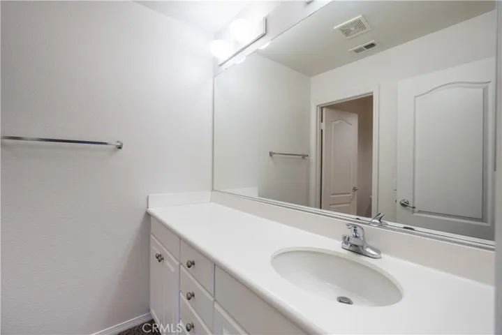 15807 Yosemite Street, Victorville, California 92394