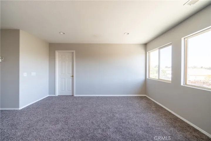15807 Yosemite Street, Victorville, California 92394