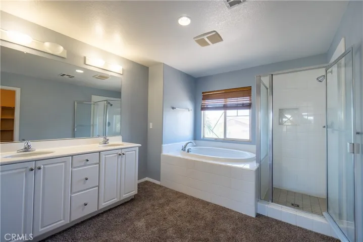 15807 Yosemite Street, Victorville, California 92394