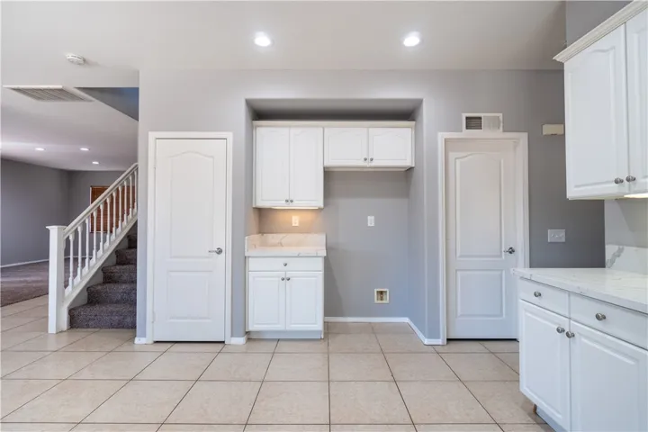 15807 Yosemite Street, Victorville, California 92394
